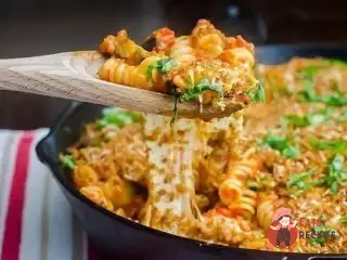 Сирна паста, запечена у духовці