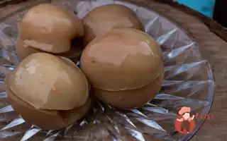 Мочені Яблука З Вишневим Листям