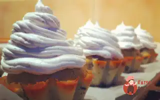 Капкейки З Голубкою