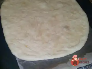 Швидке тісто для піци з медом