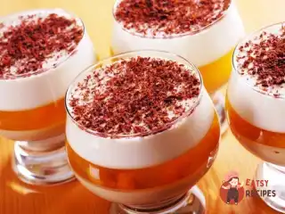 Журавлина десерт з персиками