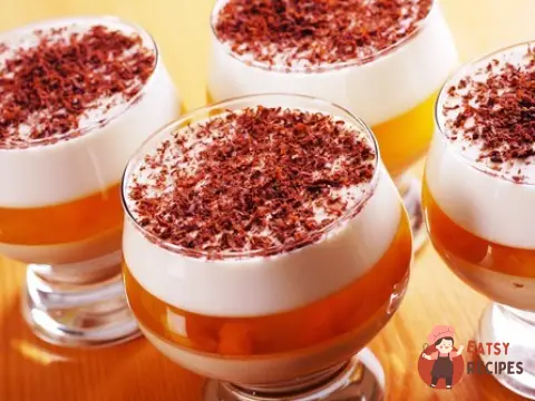 Журавлина десерт з персиками