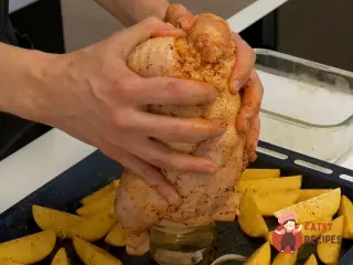 Крок 3: Курка на банку