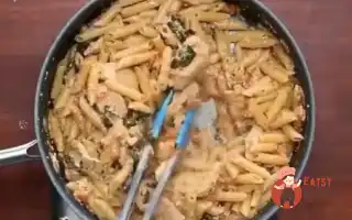 Паста З Куркою Та Вершковим Соусом