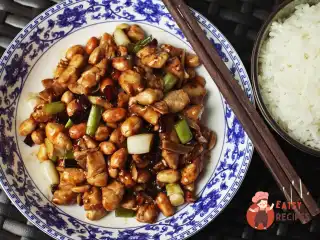 Свинина з арахісом по-китайськи