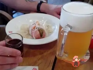 Мариновані та фаршировані шпикачки до пива