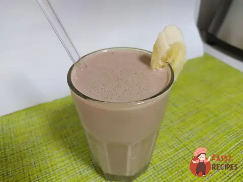 Білковий коктейль шоколадно-банановий