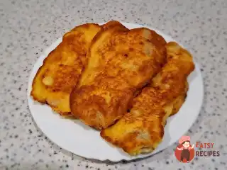 Котлета зі свинини в клярі з цибулі