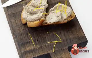 Паштет З Курячої Печінки З Карамелізованою Цибулею