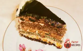 Сметанний Торт З Маком Та Сухофруктами