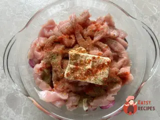 Крок 8: Курка з овочами в духовці