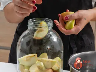 Крок 4: Компот із яблук з буряком