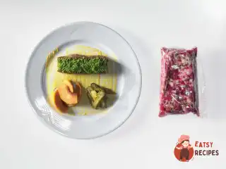 Гаряча ковбаса