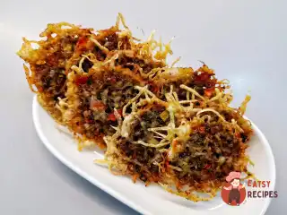 Сирні чіпси з песто соусом