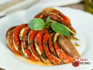 Рататуй з чебрецем і розмарином