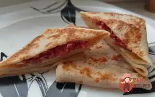 Млинці З Сиром І Ковбасою