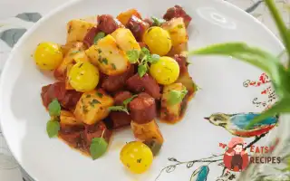 Пататас-Бравас Із Ковбасками
