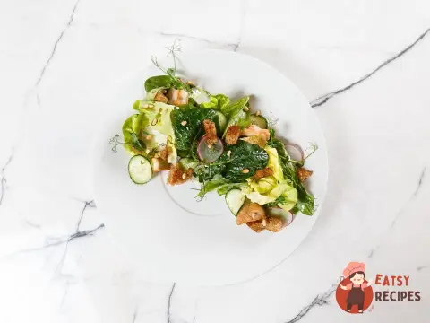 Салат з курячою грудкою та естрагоном