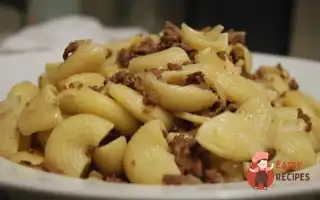 Макарони По-Флотськи Зі Сметаною
