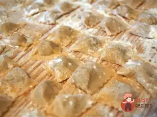 Равіолі з качкою та печінкою