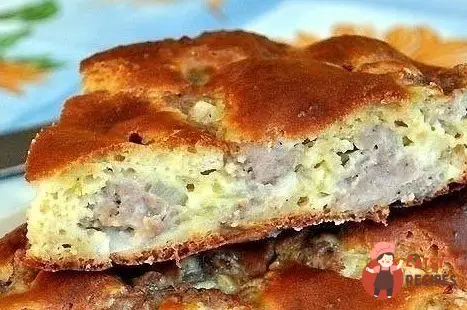 Швидкий м'ясний пиріг на тесті кефіру