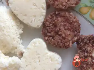 Кокосові цукерки з медом