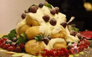 Весільний Французький Торт (Croquembuche)