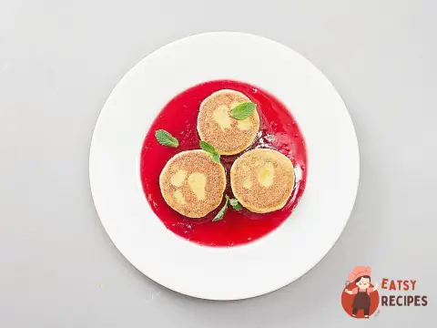 Сирники з кукурудзяним борошном та варенням
