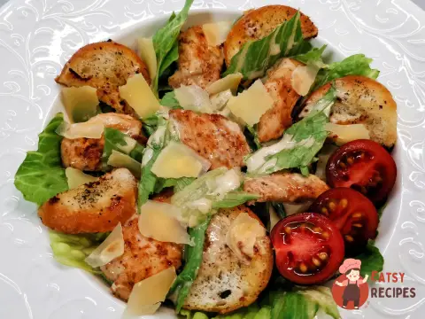 Салат Цезар з куркою