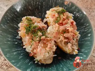 Запечена картопля з беконом