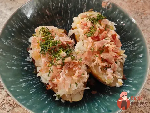 Запечена картопля з беконом
