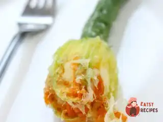 Смажені квітки цукіні