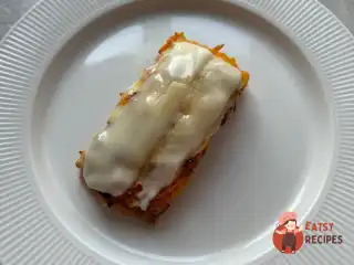 Горбуша під морквяно-цибульною шапкою