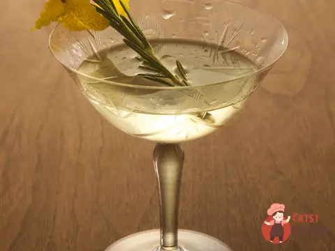 Коктейль "Копчений мартіні" (Smoky Martini)