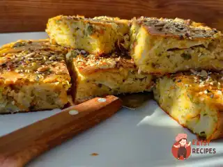Наливний пиріг з капустою