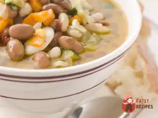 Тосканський суп зі свіжою оливковою олією