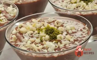 Шоколадний Мус З Перцем Чилі, Фісташками Та Коньяком.