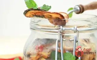 Мариновані Цукіні З Часником Та М'яТою (Zucchini A Scapece)
