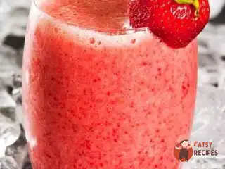 Смузі з динею та полуницею