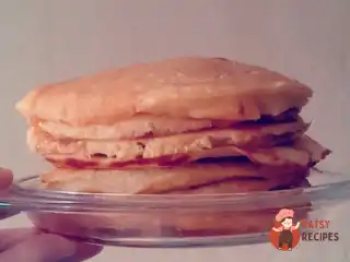 Російські панкейки на кефірі