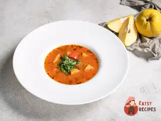 Наваристий суп з айви з нутом та бамією