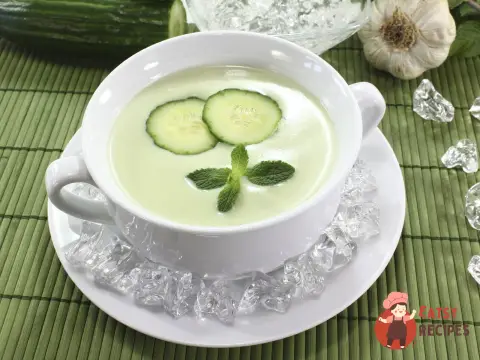 Огірковий суп-пюре