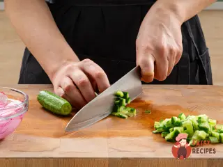 Крок 3: Холодний суп з сочевицею, горіхами та редискою