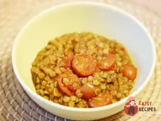 Сочевиця в томатному соусі