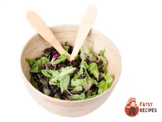 Легкий салат із гірчичною заправкою