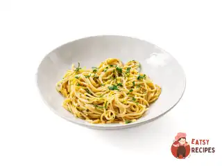 Спагетті карбонару з анчоусами