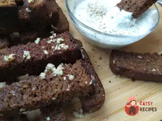 Часникові грінки з бородинського хліба