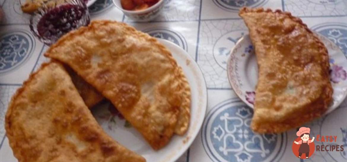 Чебуреки зі свининою та яловичиною