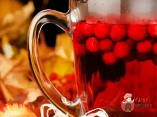 Ароматний журавлинний глінтвейн з кумкватом