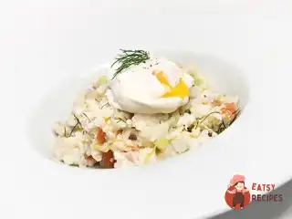 Рис з яйцем пашот